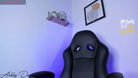 ASHLEY  online show from 04.19.26