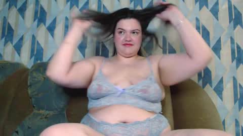 Snapshot of ashleyrosee_ chatting on 09.27.25 Anite online show from 09.27.25