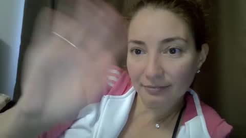Snapshot of ashleyspice chatting on 09.17.25 Ashley online show from 09.17.25