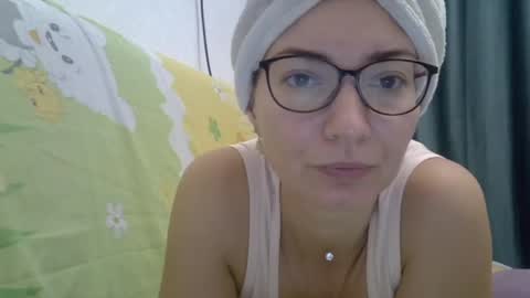 Snapshot of ashleyspice chatting on 10.11.25 Ashley online show from 10.11.25