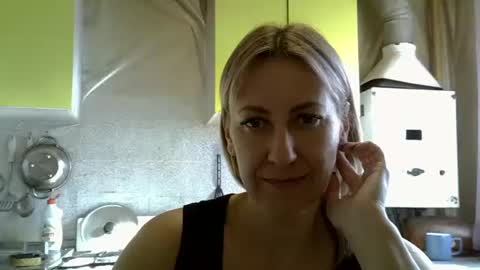 Snapshot of ashleyxhoney chatting on 09.16.25 AshleyXHoney online show from 09.16.25