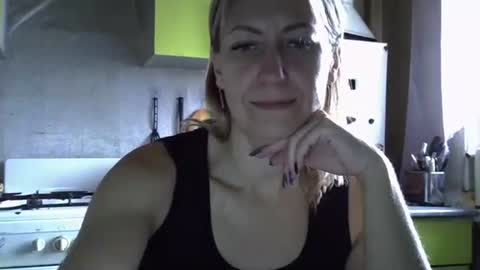 Snapshot of ashleyxhoney chatting on 09.20.25 AshleyXHoney online show from 09.20.25