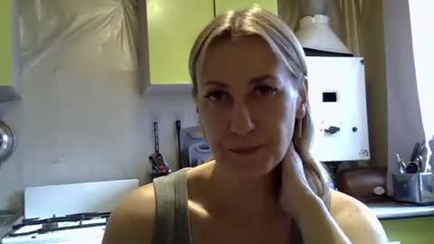Snapshot of ashleyxhoney chatting on 09.24.25 AshleyXHoney online show from 09.24.25
