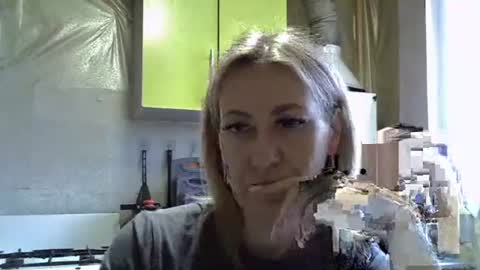 Snapshot of ashleyxhoney chatting on 10.21.25 AshleyXHoney online show from 10.21.25