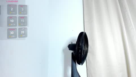 ashly_pink1 online show from 02.17.26