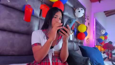 ashlymillerr_ online show from 06.19.26
