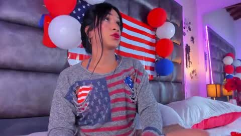 ashlymillerr_ online show from 07.04.26