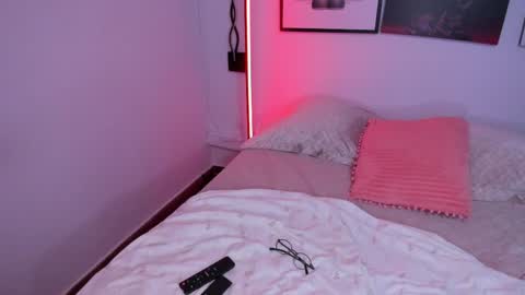 MyaFontaine online show from 04.15.26