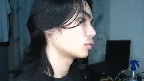 Snapshot of asian_babyboi chatting on 10.17.25 asian_babyboi online show from 10.17.25