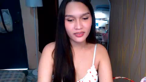 Snapshot of asian_glamm chatting on 07.11.26 ANITA online show from 07.11.26