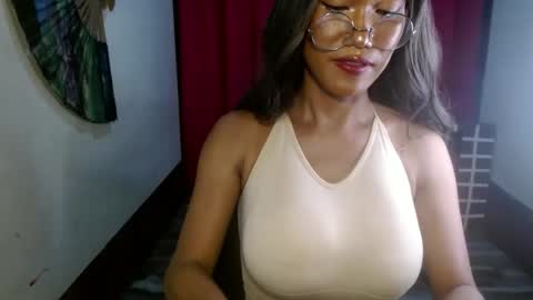 Snapshot of asian_petit19 chatting on 01.18.25 Lovely online show from 01.18.25