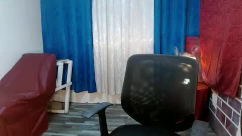 Snapshot of asian_petit19 chatting on 01.25.25 Lovely online show from 01.25.25