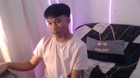 Snapshot of asian_prince_of_cock chatting on 09.10.25 Prince online show from 09.10.25