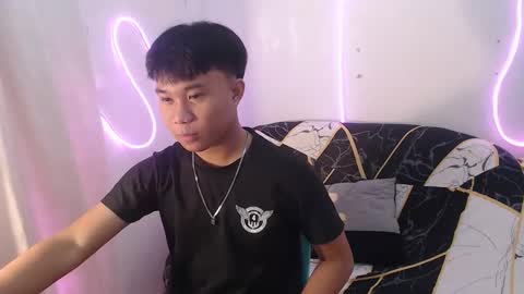 Snapshot of asian_prince_of_cock chatting on 09.11.25 Prince online show from 09.11.25