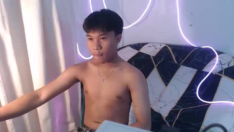 Snapshot of asian_prince_of_cock chatting on 09.26.25 Prince online show from 09.26.25