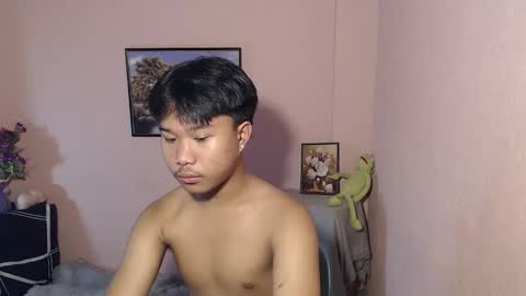 Snapshot of asian_prince_of_cock chatting on 10.20.25 Prince online show from 10.20.25