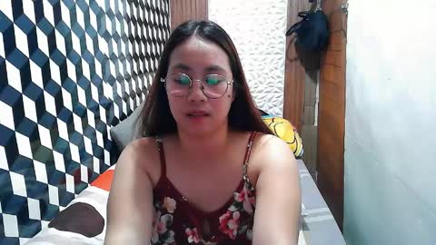 Trixie online show from 04.24.26