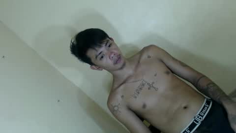 Snapshot of asian_utogxxx chatting on 01.08.26 angello abayon online show from 01.08.26