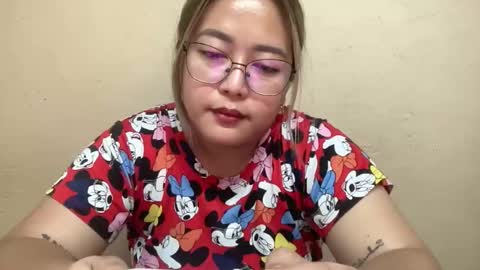 Snapshot of asianbunny10 chatting on 03.12.26 Curvy online show from 03.12.26