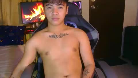 Snapshot of asiancarl_bigcock chatting on 05.12.26 kairo dewji in ifbi online show from 05.12.26