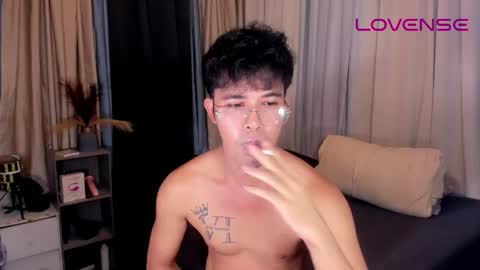 asiancum_peter online show from 05.30.26