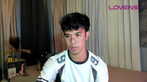 asiancum_peter online show from 06.06.26