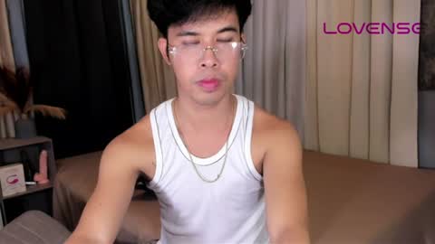 asiancum_peter online show from 06.09.26