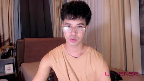 asiancum_peter online show from 07.20.26