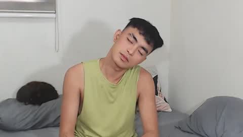 Snapshot of asiancummer_bry69 chatting on 01.12.25 Bry online show from 01.12.25