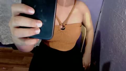 Snapshot of asiancumxmodel chatting on 10.21.25 asiancumxmodel online show from 10.21.25