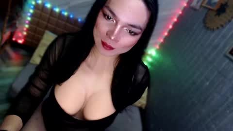 Snapshot of asiandollxxx4u chatting on 07.12.26 BELLA NOTCH online show from 07.12.26