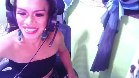 Snapshot of asiangoddezzts chatting on 01.07.25 Miss Audrey L Monel online show from 01.07.25