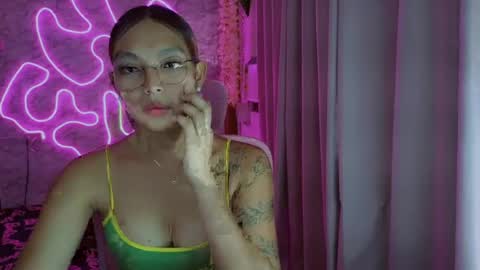 HI IM TAMIRA LOOKING FOR SERIOUS RELATIONSHIP online show from 07.14.26