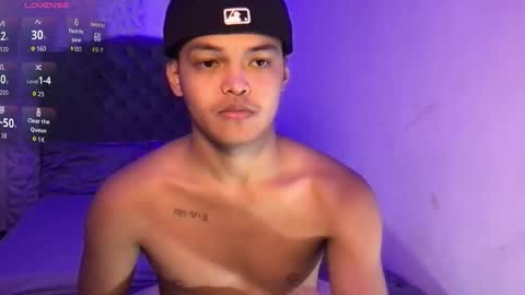 VICTORIA SCOTT online show from 03.12.26