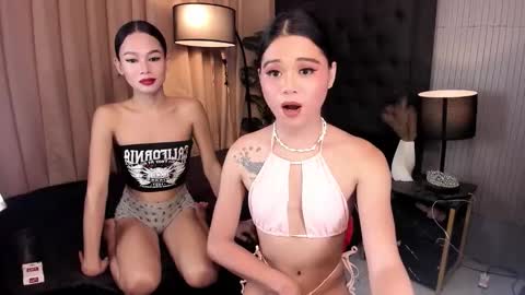 Snapshot of asianpetitehugecock chatting on 10.26.25 AGATHA online show from 10.26.25