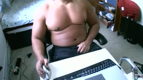 Snapshot of asianscottmusclejohnson93 chatting on 09.10.25 Johnson online show from 09.10.25