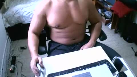 Snapshot of asianscottmusclejohnson93 chatting on 09.18.25 Johnson online show from 09.18.25