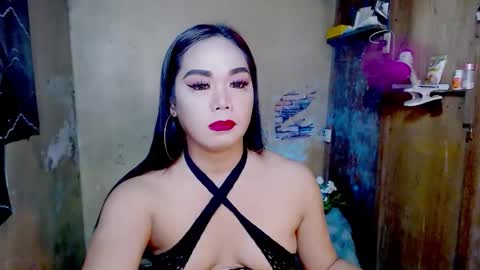 Sofhia online show from 11.02.25