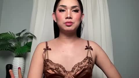Lily online show from 06.24.26