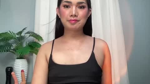 Lily online show from 06.26.26