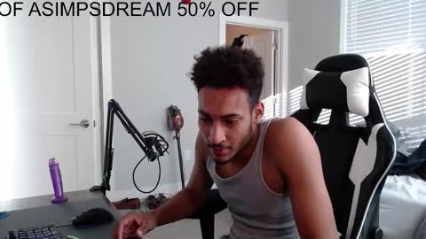 Snapshot of asimpsdream chatting on 10.16.25 asimpsdream online show from 10.16.25