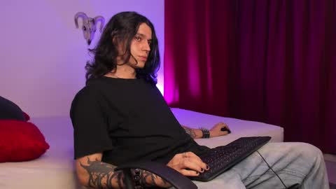 asmodeuszz online show from 02.17.25