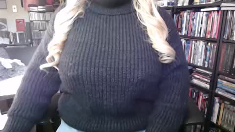 Aspen Vale online show from 10.09.25