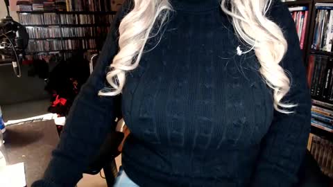 Aspen Vale online show from 11.09.25