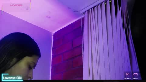 Snapshot of aspenruss chatting on 09.14.25 online show from 09.14.25