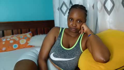 Snapshot of assey_ chatting on 09.17.25 assey online show from 09.17.25