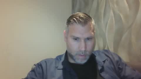 Assmani28 online show from 10.27.25