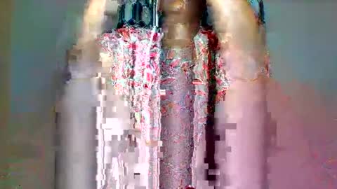 FLORAH DANIEL online show from 12.16.25