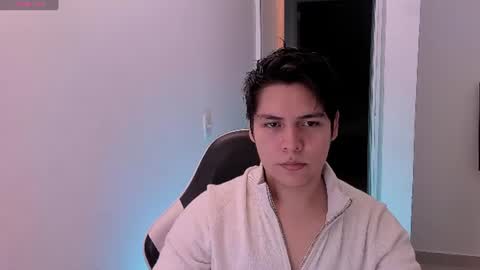 Snapshot of asta_kuro chatting on 07.19.26 Asta Kuno online show from 07.19.26