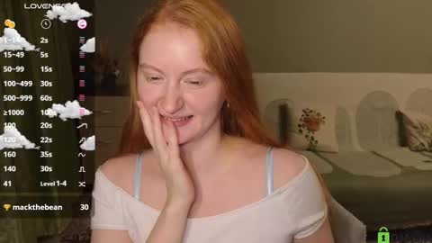 Snapshot of astoria_ross_ chatting on 10.20.25 Astoria online show from 10.20.25